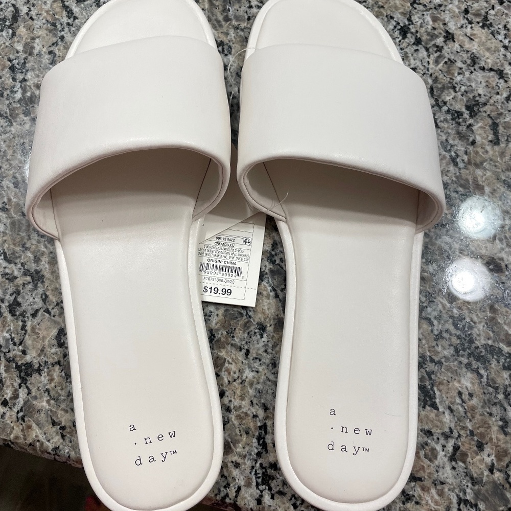 Women’s Lulu Slide Sandal-A New Day-Cream 9